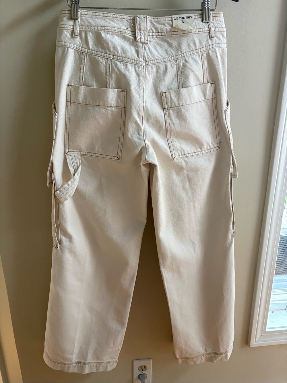 NWT Free People We The Free Judd Carpenter Utility Wide Leg Jeans Ecru 26 - Picture 4 of 9